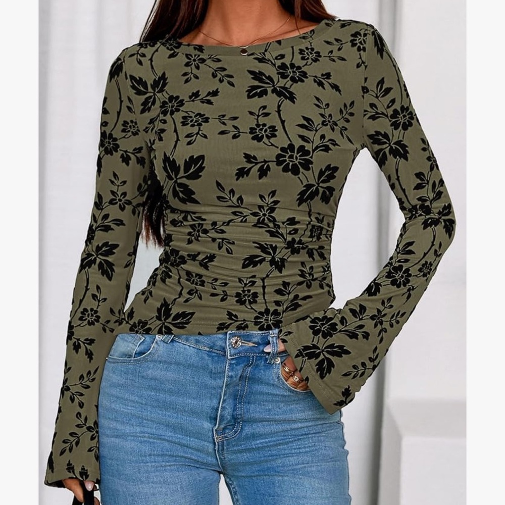 Floral Mesh Ruched Fitted Long Sleeve Top